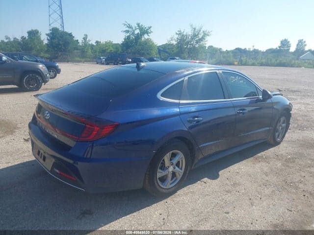 2020 HYUNDAI SONATA SE 4