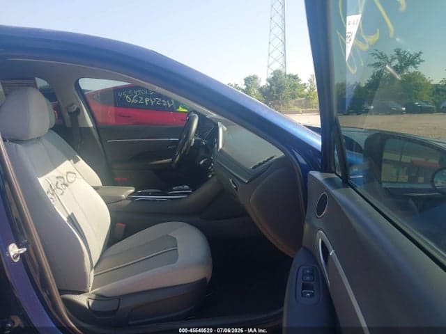 2020 HYUNDAI SONATA SE 5
