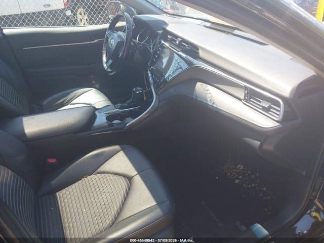 2019 TOYOTA CAMRY SE 5