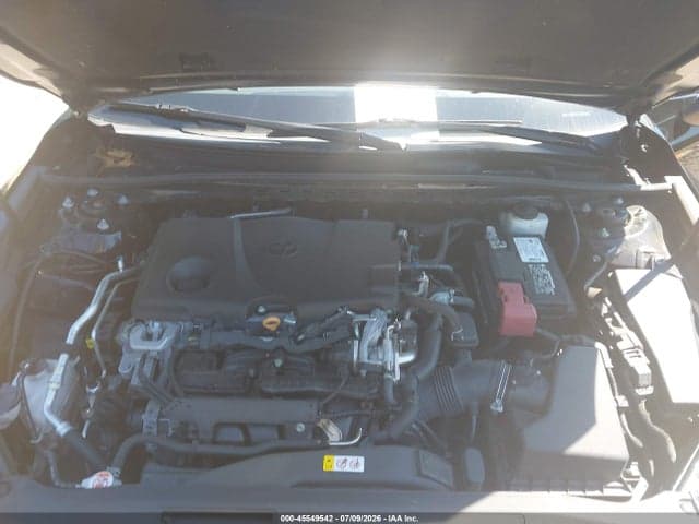 2019 TOYOTA CAMRY SE 10