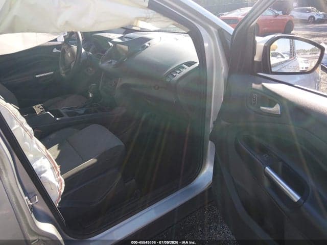 2017 FORD ESCAPE SE 5