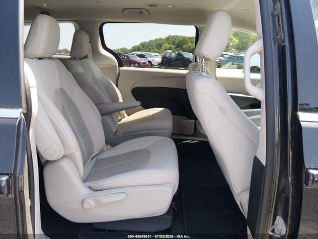 2017 CHRYSLER PACIFICA HYBRID TOURING PLUS 8