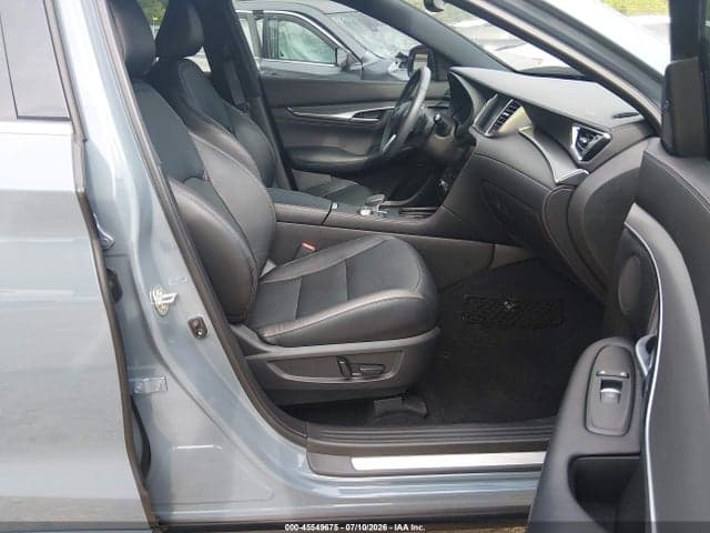2023 INFINITI QX55 LUXE AWD 5