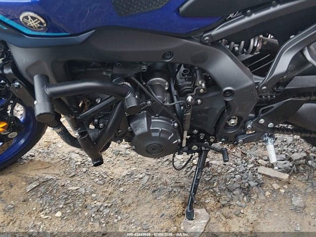 2025 YAMAHA MT09 9