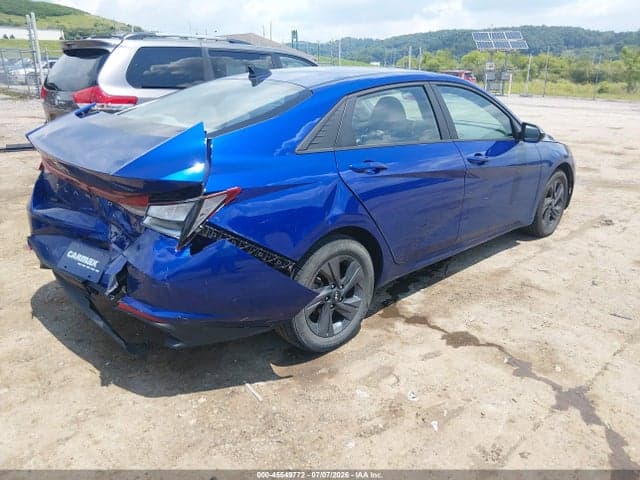 2023 HYUNDAI ELANTRA SEL 4