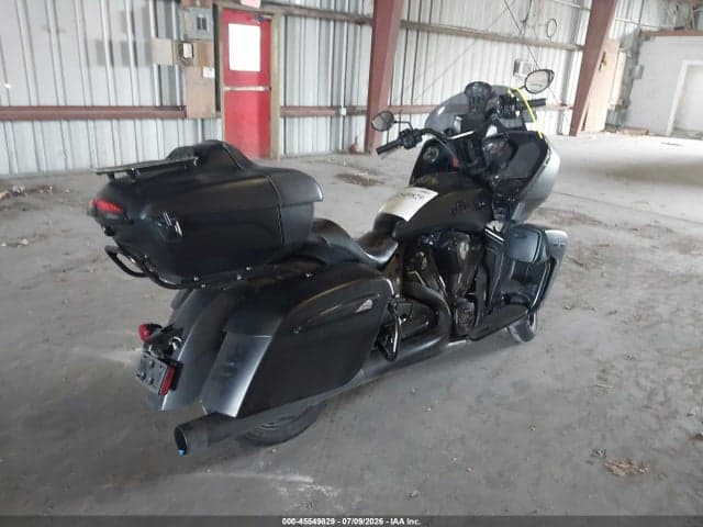 2024 INDIAN MOTORCYCLE CO. PURSUIT DARK HORSE 4