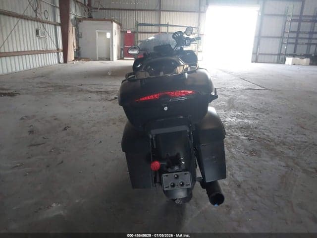 2024 INDIAN MOTORCYCLE CO. PURSUIT DARK HORSE 6