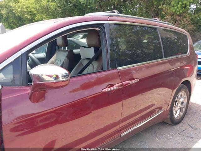 2017 CHRYSLER PACIFICA LIMITED 15