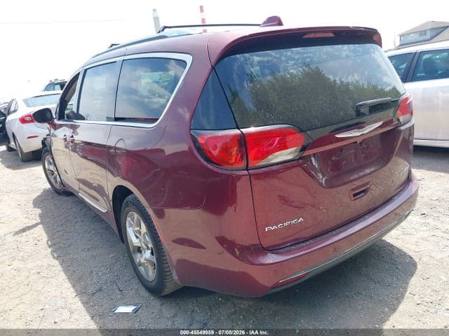 2017 CHRYSLER PACIFICA LIMITED 3