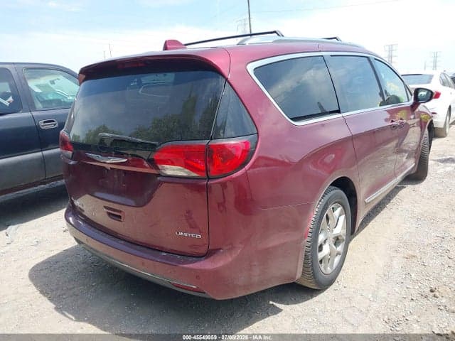 2017 CHRYSLER PACIFICA LIMITED 4
