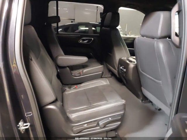 2024 CHEVROLET SUBURBAN 4WD LT 8