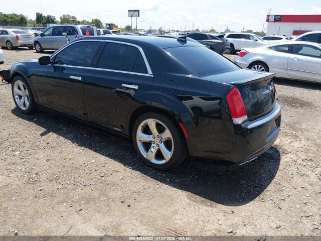 2017 CHRYSLER 300C 3