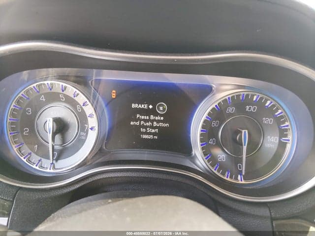 2017 CHRYSLER 300C 7