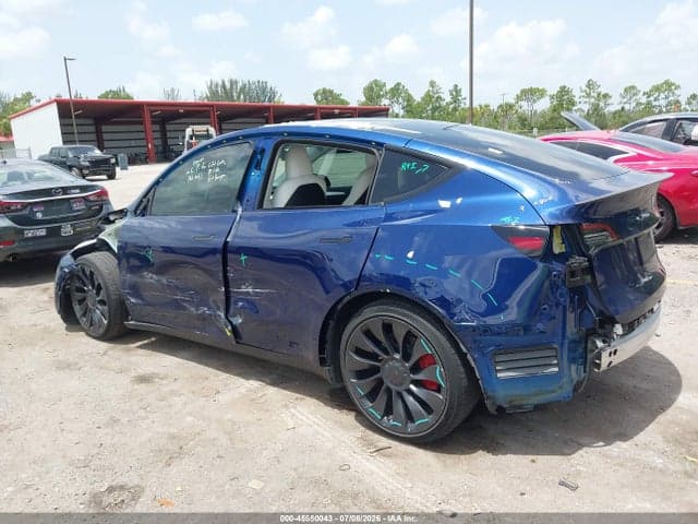 2022 TESLA MODEL Y PERFORMANCE DUAL MOTOR ALL-WHEEL DRIVE 3