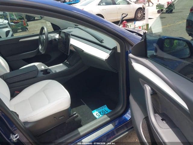 2022 TESLA MODEL Y PERFORMANCE DUAL MOTOR ALL-WHEEL DRIVE 5