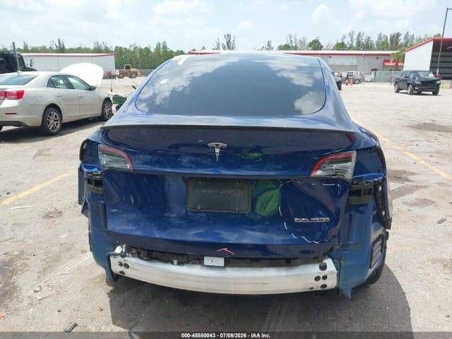 2022 TESLA MODEL Y PERFORMANCE DUAL MOTOR ALL-WHEEL DRIVE 6