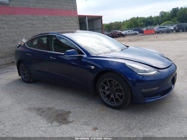 2018 TESLA MODEL 3 LONG RANGE/PERFORMANCE 1