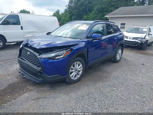 2022 TOYOTA COROLLA CROSS LE 2