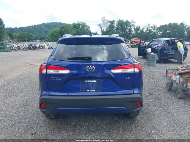 2022 TOYOTA COROLLA CROSS LE 16