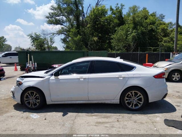 2019 FORD FUSION SEL 13