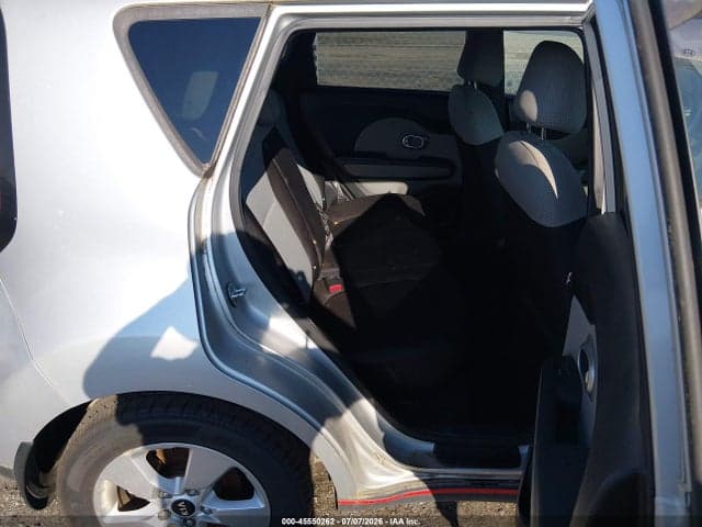 2017 KIA SOUL 8