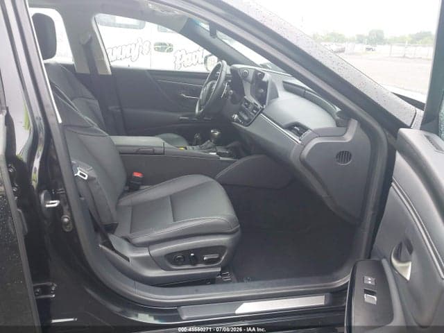 2024 LEXUS ES 300H 5