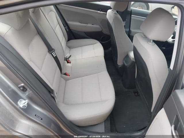 2019 HYUNDAI ELANTRA SE 8