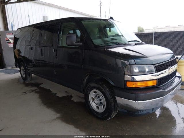 2017 CHEVROLET EXPRESS 3500 LT 1