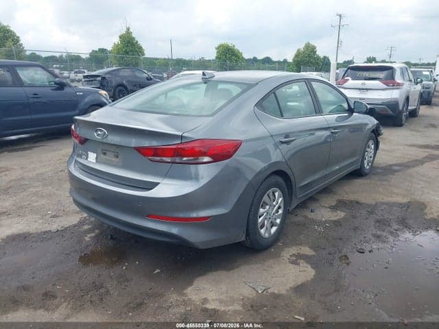 2017 HYUNDAI ELANTRA SE 4