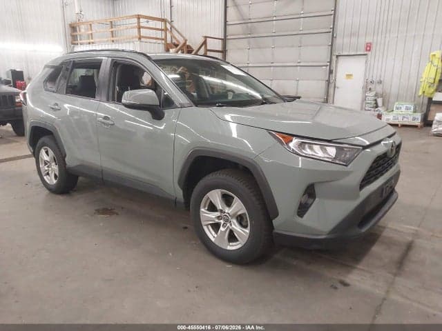 2021 TOYOTA RAV4 XLE 1