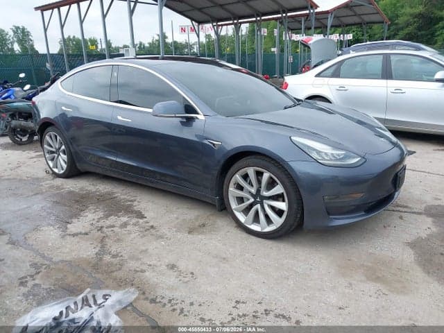 2018 TESLA MODEL 3 LONG RANGE/PERFORMANCE 1