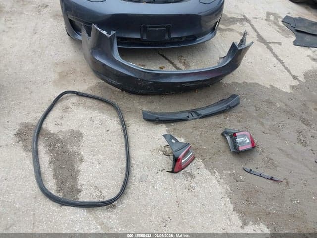 2018 TESLA MODEL 3 LONG RANGE/PERFORMANCE 12