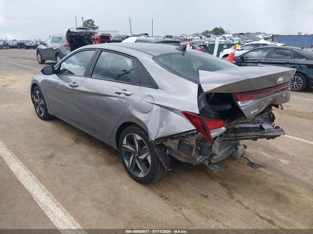 2023 HYUNDAI ELANTRA SEL 3