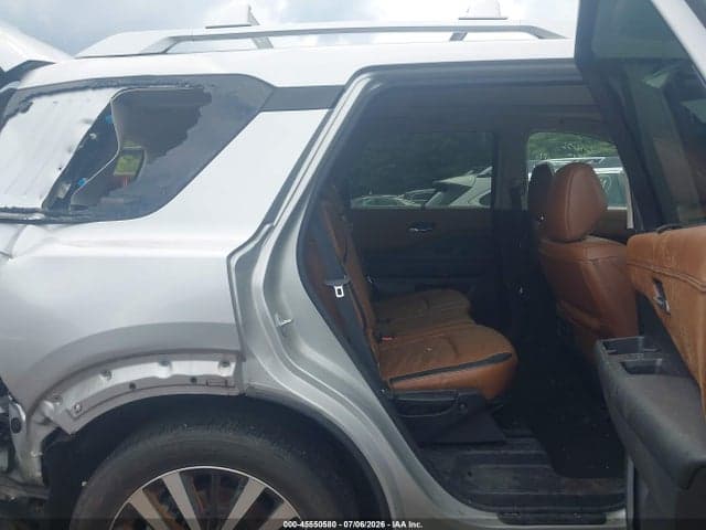 2023 NISSAN PATHFINDER PLATINUM 4WD 8