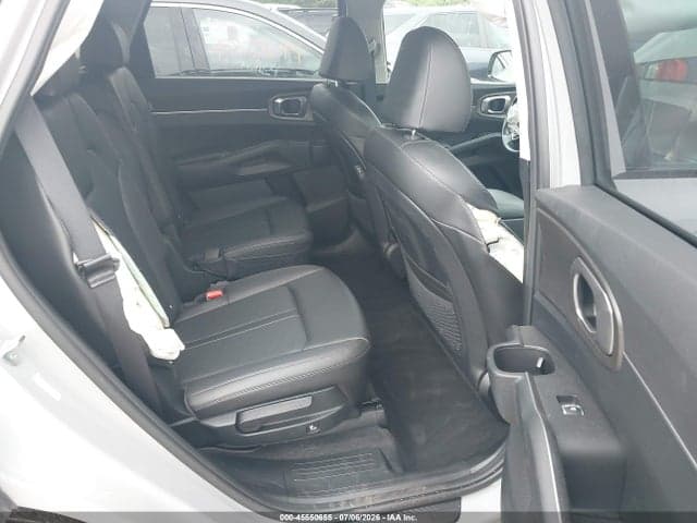 2024 KIA SORENTO X-LINE EX 8