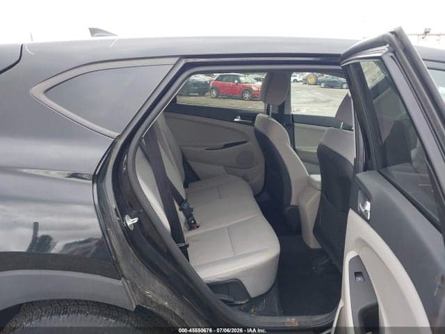 2019 HYUNDAI TUCSON SE 8
