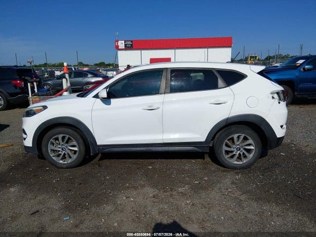 2017 HYUNDAI TUCSON SE 15