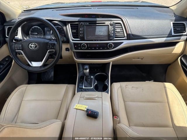 2017 TOYOTA HIGHLANDER XLE 6