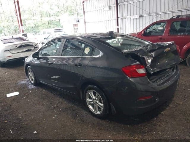 2017 CHEVROLET CRUZE LT AUTO 3