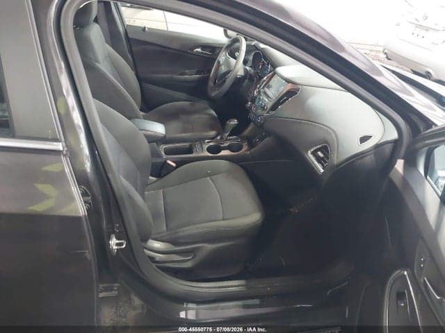 2017 CHEVROLET CRUZE LT AUTO 5