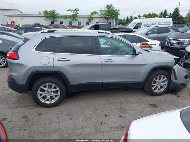 2018 JEEP CHEROKEE LATITUDE 4X4 13