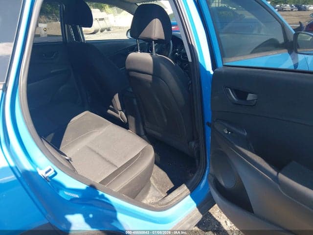 2022 HYUNDAI KONA SEL 8