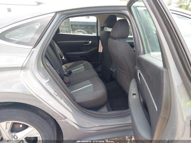 2021 HYUNDAI SONATA SE 8