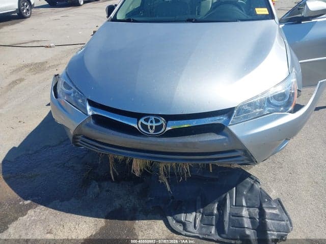 2017 TOYOTA CAMRY XLE 6