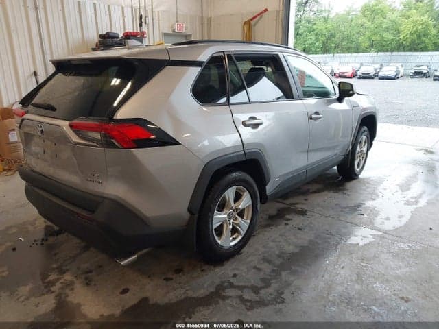 2020 TOYOTA RAV4 HYBRID XLE 4