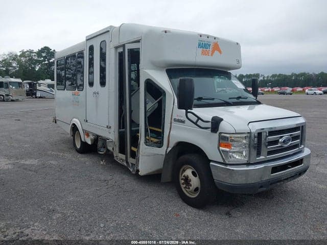 2019 FORD E-350 CUTAWAY 1