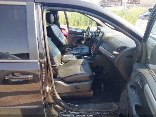 2017 DODGE GRAND CARAVAN GT 5