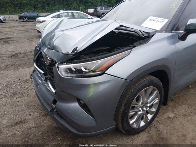 2021 TOYOTA HIGHLANDER LIMITED 6