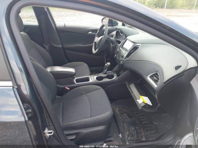 2017 CHEVROLET CRUZE LT AUTO 5