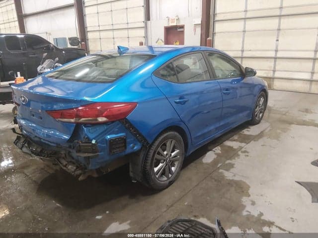 2018 HYUNDAI ELANTRA SEL 4